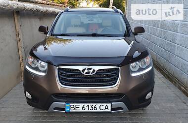 Внедорожник / Кроссовер Hyundai Santa FE 2012 в Южноукраинске