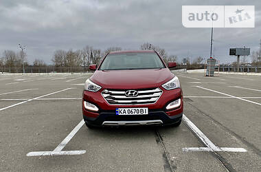 Внедорожник / Кроссовер Hyundai Santa FE 2014 в Киеве