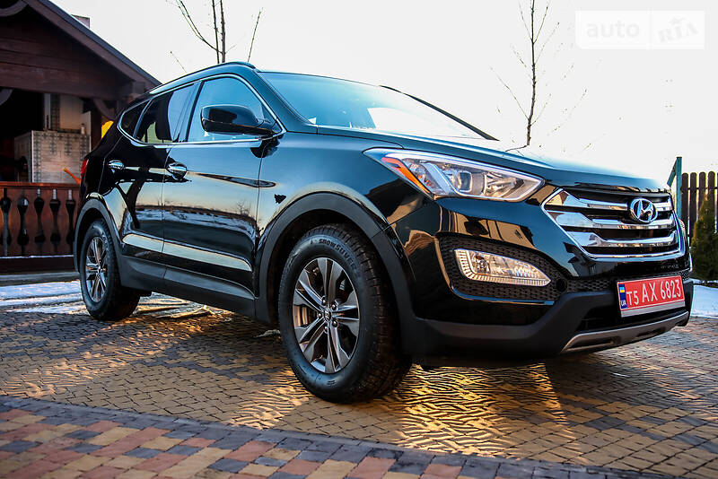 Внедорожник / Кроссовер Hyundai Santa FE 2013 в Стрые