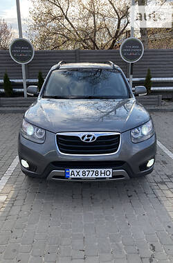 Внедорожник / Кроссовер Hyundai Santa FE 2012 в Харькове