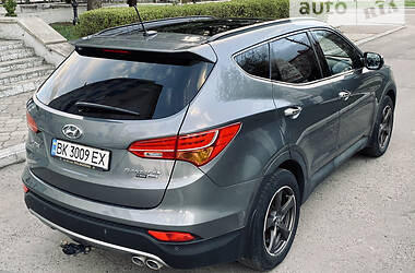 Внедорожник / Кроссовер Hyundai Santa FE 2012 в Сарнах