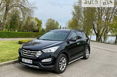 Внедорожник / Кроссовер Hyundai Santa FE 2013 в Киеве