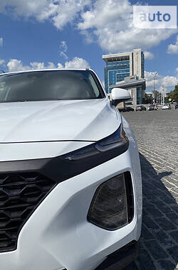 Внедорожник / Кроссовер Hyundai Santa FE 2019 в Харькове