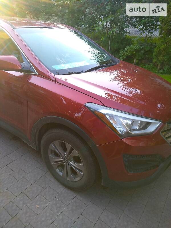 Хэтчбек Hyundai Santa FE 2015 в Тернополе