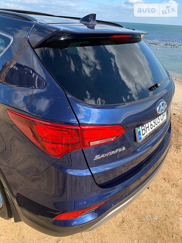 Внедорожник / Кроссовер Hyundai Santa FE 2017 в Черноморске