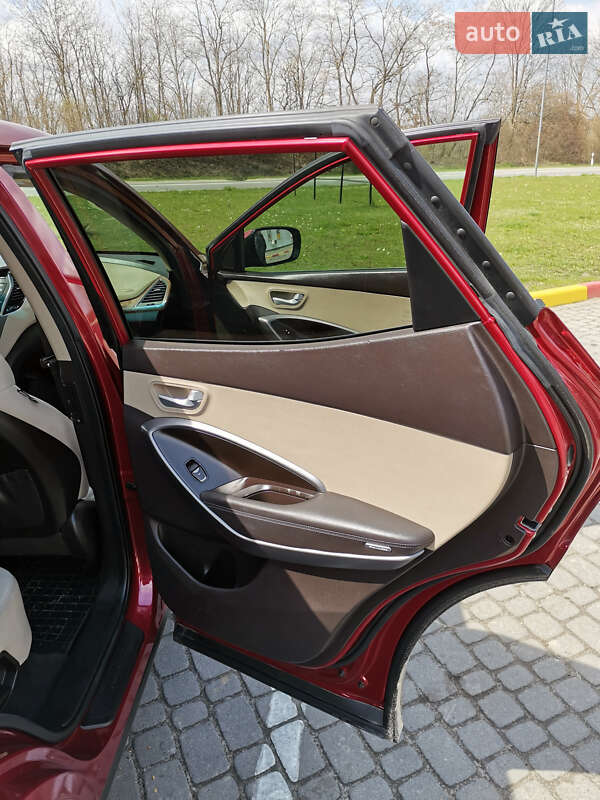 Позашляховик / Кросовер Hyundai Santa FE 2014 в Жовкві