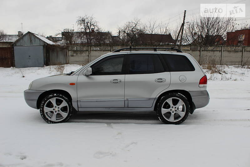 Внедорожник / Кроссовер Hyundai Santa FE 2005 в Полтаве