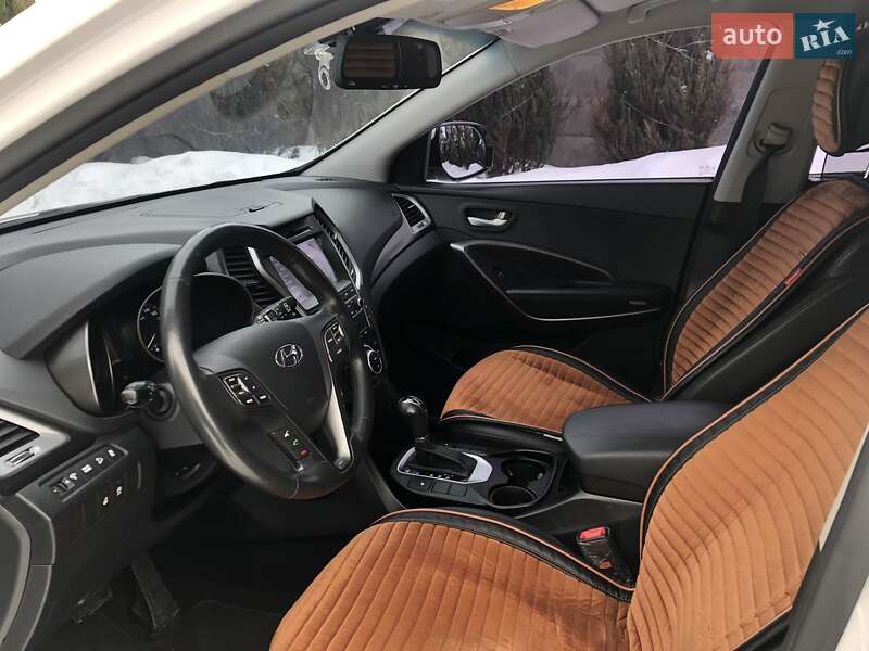 Позашляховик / Кросовер Hyundai Santa FE 2016 в Києві