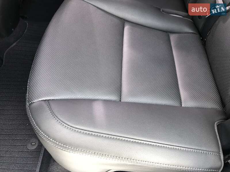 Позашляховик / Кросовер Hyundai Santa FE 2016 в Києві