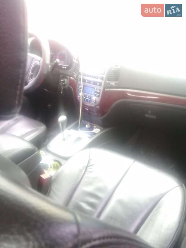 Позашляховик / Кросовер Hyundai Santa FE 2011 в Нетішині