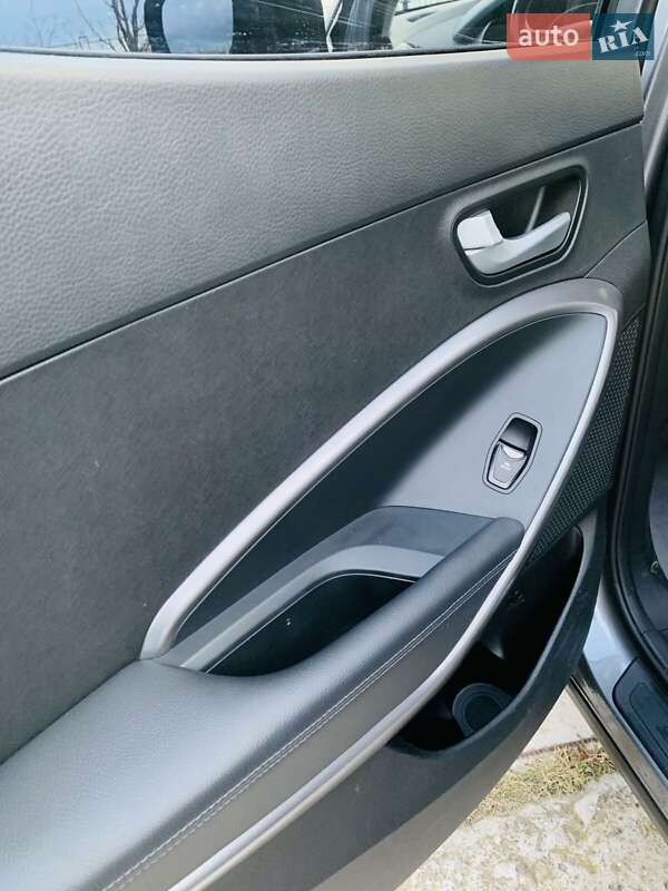Позашляховик / Кросовер Hyundai Santa FE 2013 в Очакові