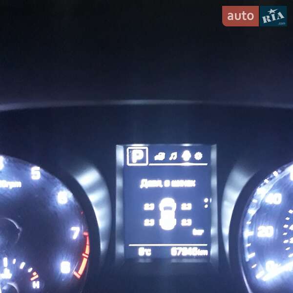 Внедорожник / Кроссовер Hyundai Santa FE 2017 в Тернополе