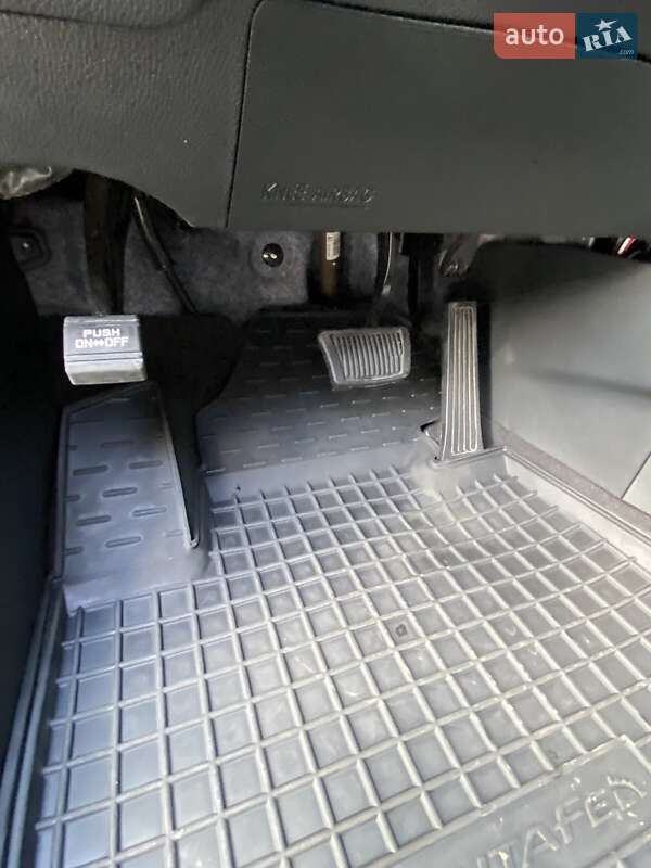 Позашляховик / Кросовер Hyundai Santa FE 2014 в Одесі