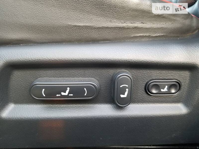 Позашляховик / Кросовер Hyundai Santa FE 2006 в Сарнах