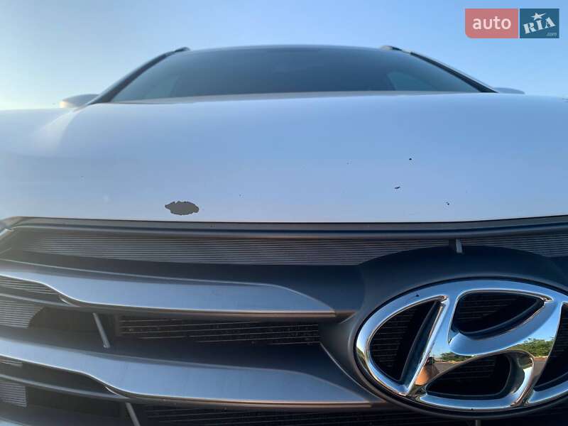 Позашляховик / Кросовер Hyundai Santa FE 2016 в Одесі