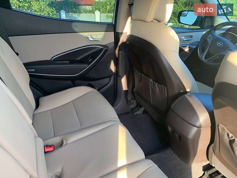 Позашляховик / Кросовер Hyundai Santa FE 2016 в Одесі