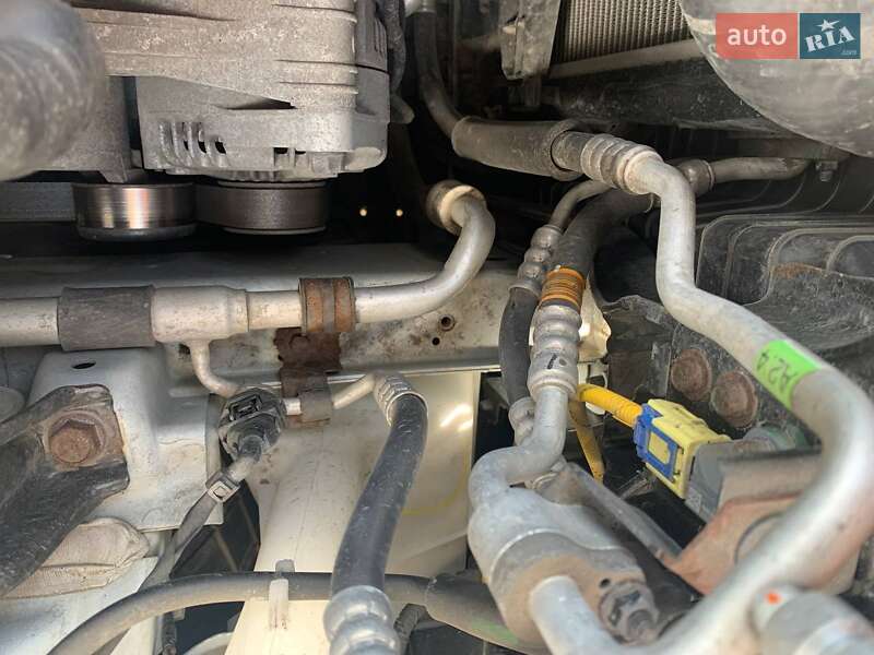 Позашляховик / Кросовер Hyundai Santa FE 2016 в Одесі