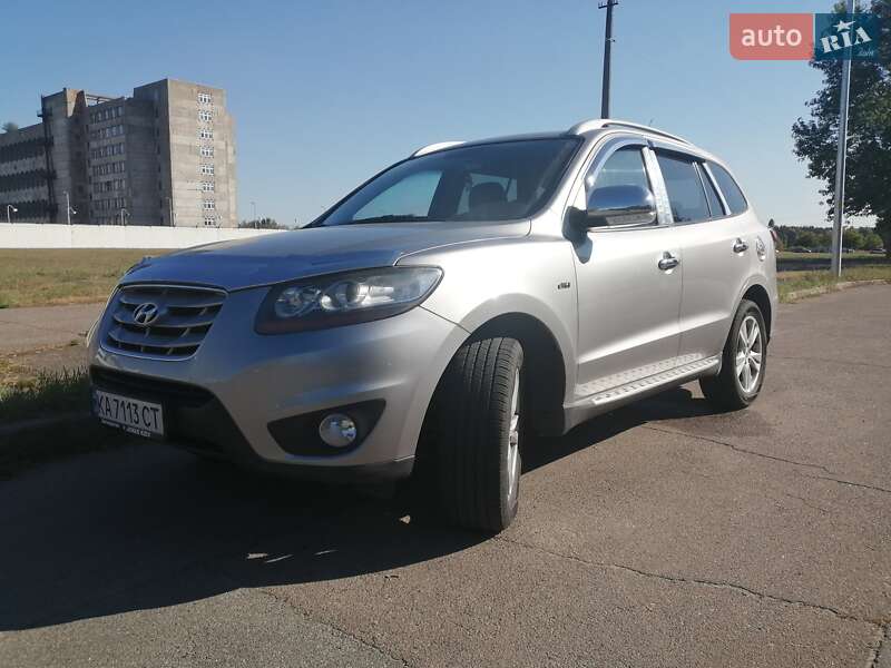 Позашляховик / Кросовер Hyundai Santa FE 2010 в Києві