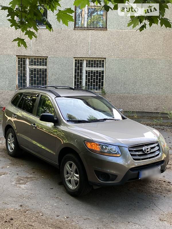 Hyundai Santa FE