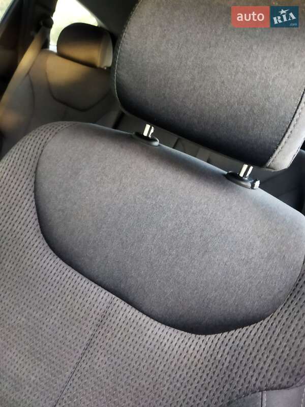 Внедорожник / Кроссовер Hyundai Santa FE 2018 в Великой Александровке