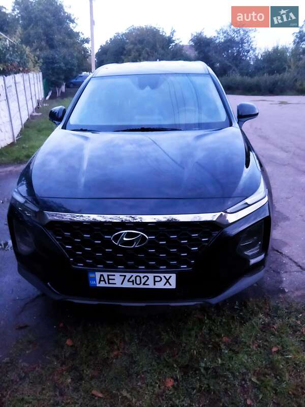 Внедорожник / Кроссовер Hyundai Santa FE 2018 в Великой Александровке