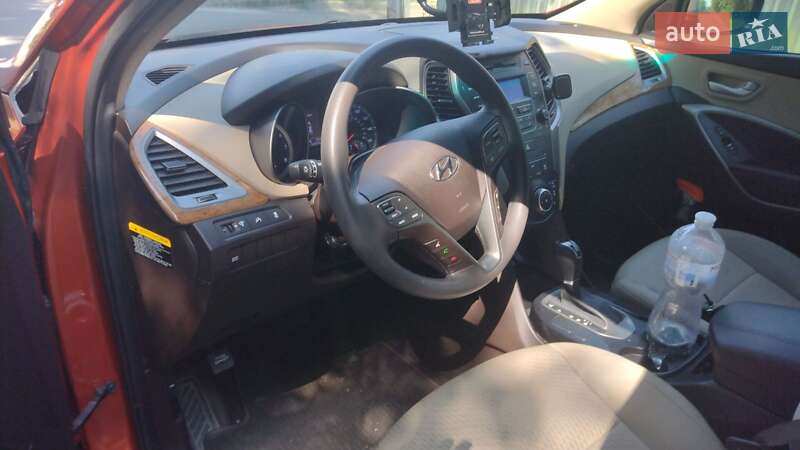 Позашляховик / Кросовер Hyundai Santa FE 2015 в Дніпрі фото 5 Позашляховик / Кросовер Hyundai Santa FE 2015 в Дніпрі