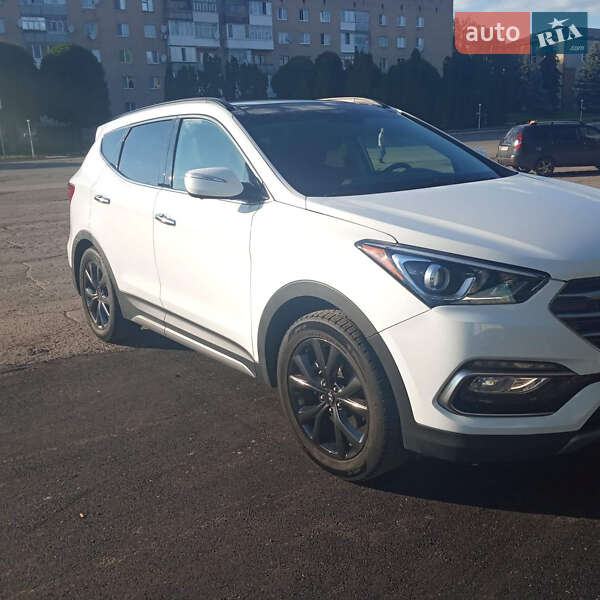 Позашляховик / Кросовер Hyundai Santa FE 2016 в Мені