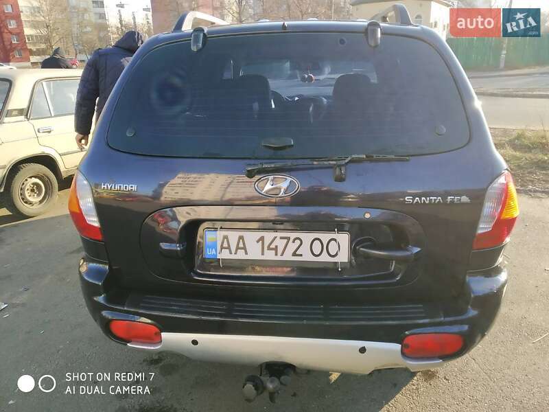 Внедорожник / Кроссовер Hyundai Santa FE 2004 в Киеве