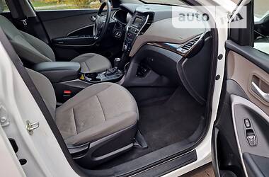 Внедорожник / Кроссовер Hyundai Santa FE 2017 в 