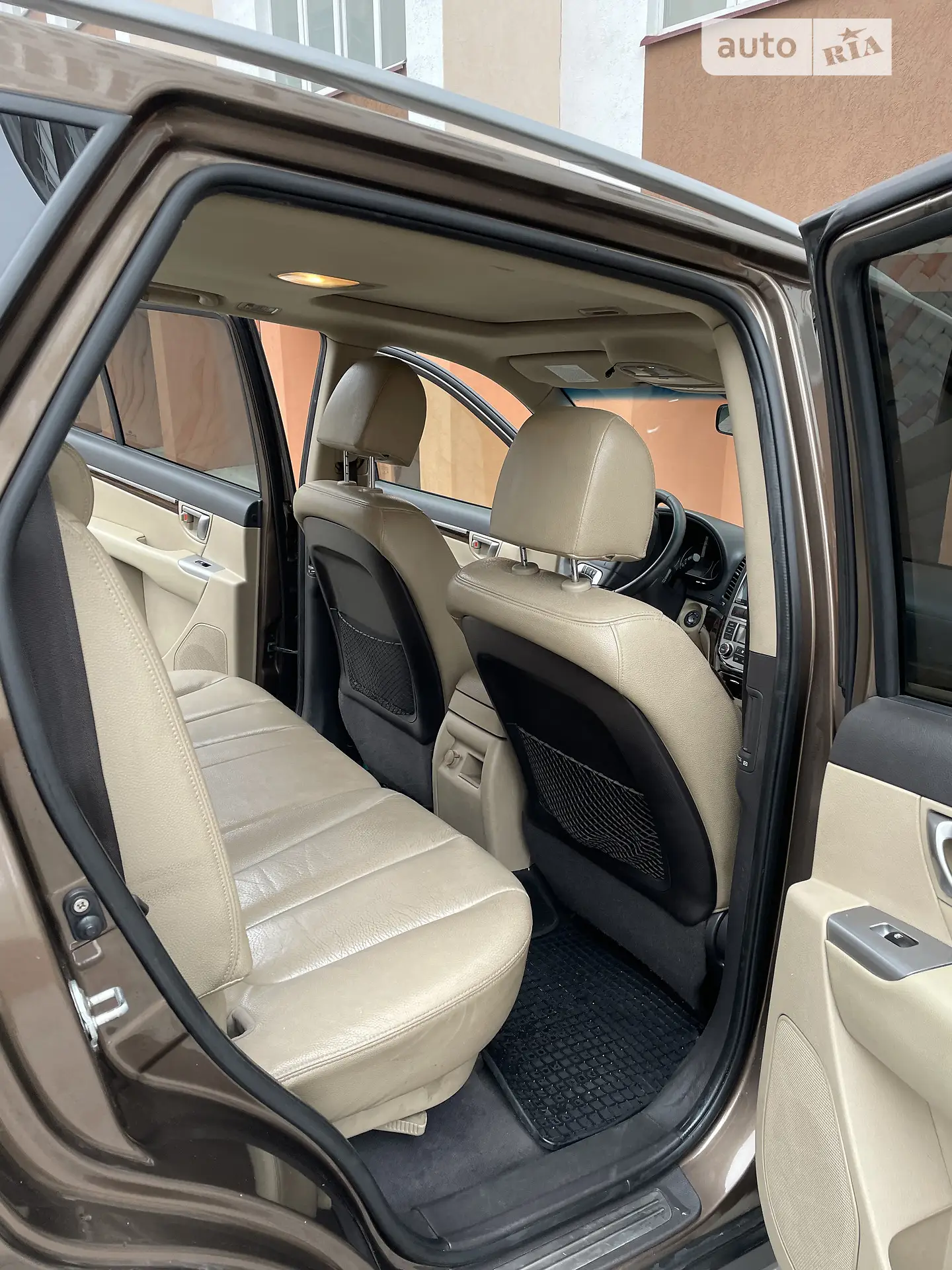 2010 Hyundai Santa Fe - мініатюра 14