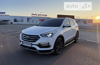 Внедорожник / Кроссовер Hyundai Santa FE 2015 в Одессе