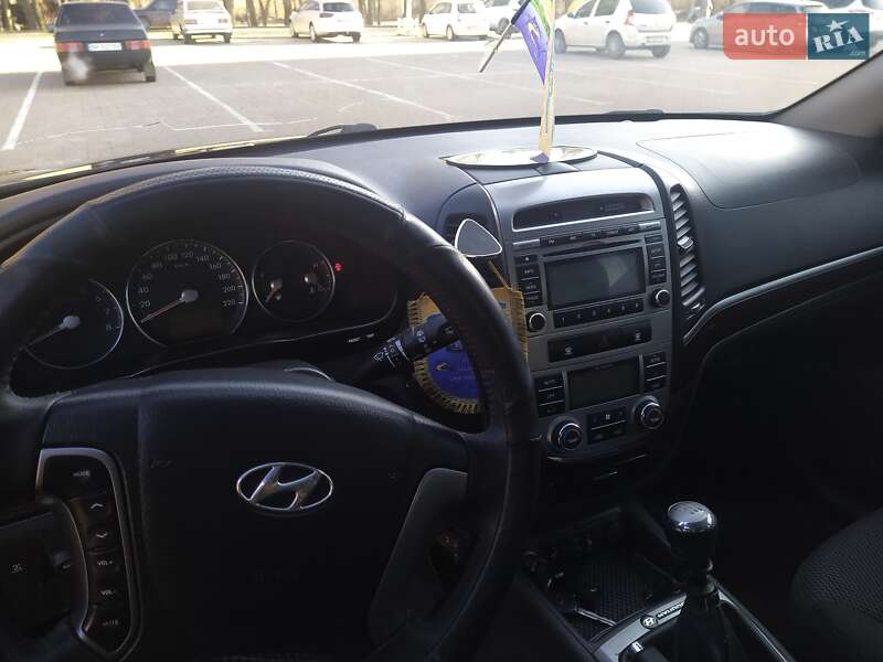 Позашляховик / Кросовер Hyundai Santa FE 2011 в Сумах