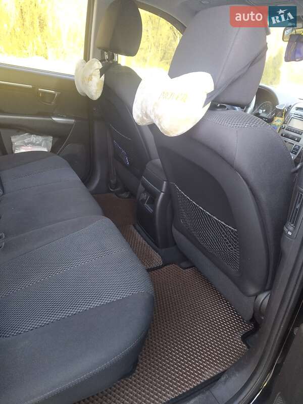 Позашляховик / Кросовер Hyundai Santa FE 2011 в Сумах