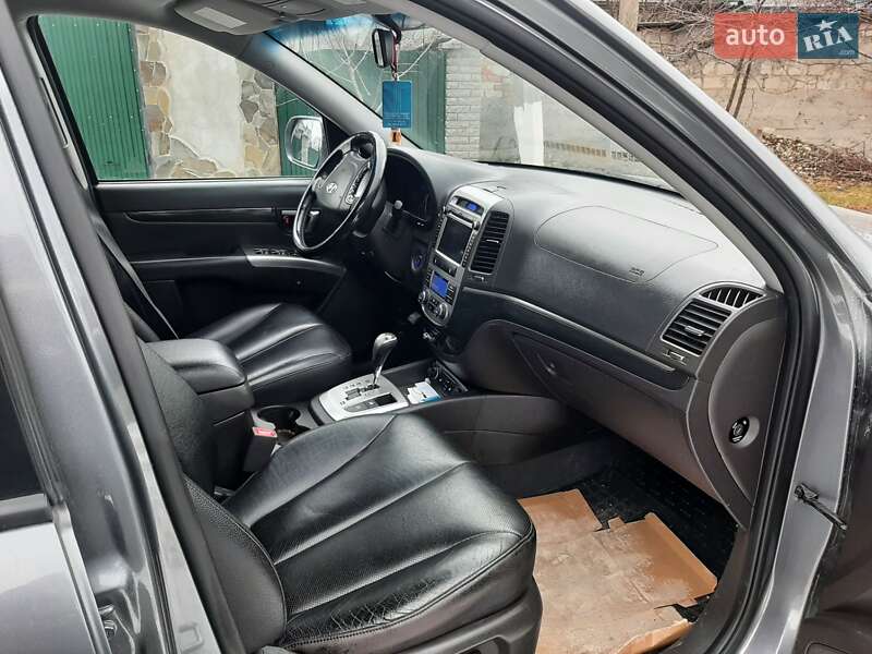 Позашляховик / Кросовер Hyundai Santa FE 2011 в Кам'янець-Подільському