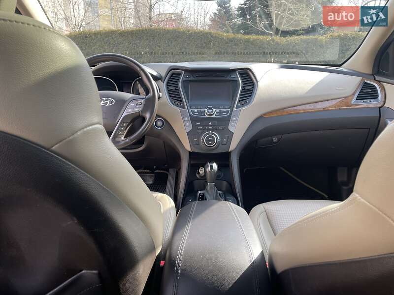 Позашляховик / Кросовер Hyundai Santa FE 2012 в Дніпрі