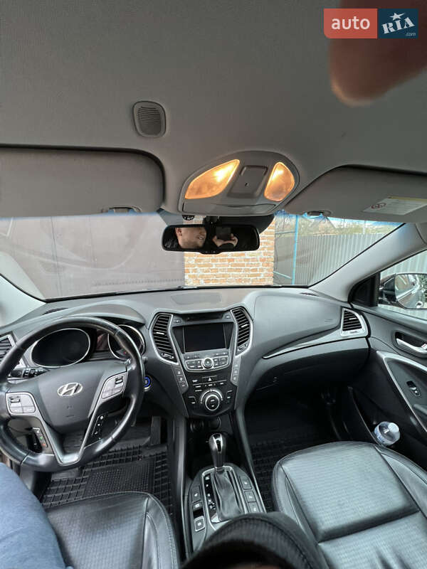 Позашляховик / Кросовер Hyundai Santa FE 2012 в Львові фото 6 Позашляховик / Кросовер Hyundai Santa FE 2012 в Львові