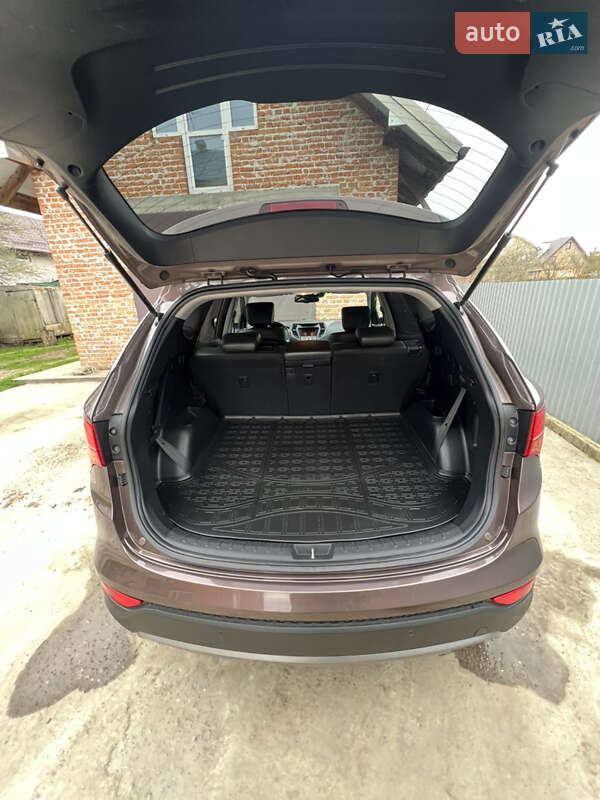 Позашляховик / Кросовер Hyundai Santa FE 2012 в Львові фото 9 Позашляховик / Кросовер Hyundai Santa FE 2012 в Львові