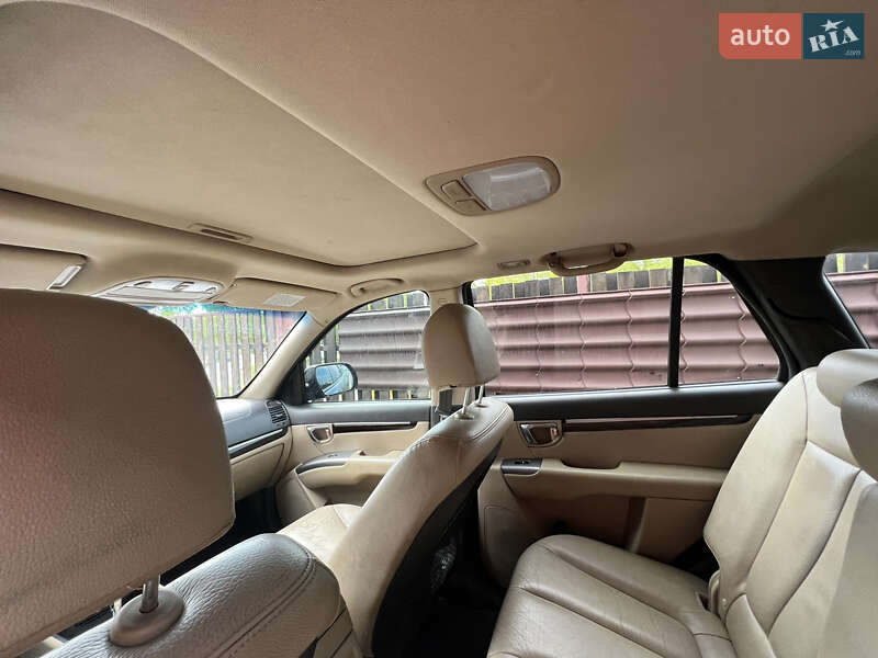 Внедорожник / Кроссовер Hyundai Santa FE 2010 в Барышевке