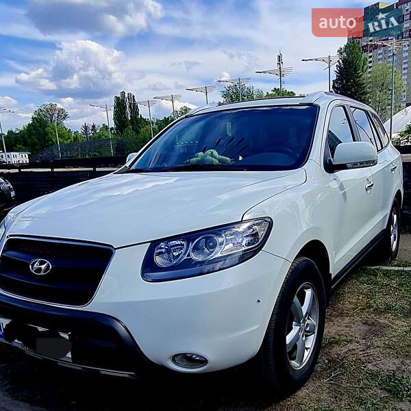 Внедорожник / Кроссовер Hyundai Santa FE 2009 в 