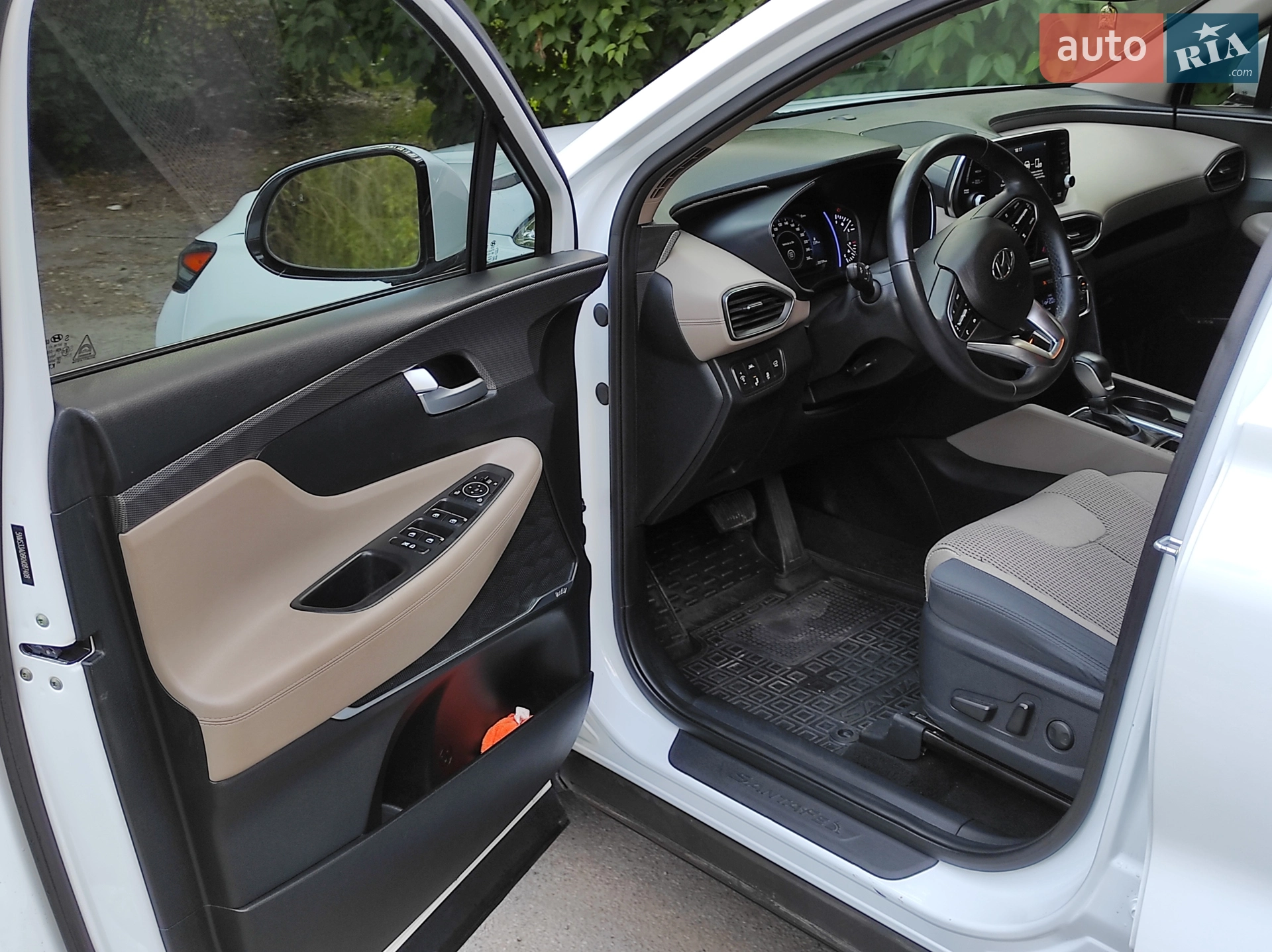2019 Hyundai Santa Fe - мініатюра 16