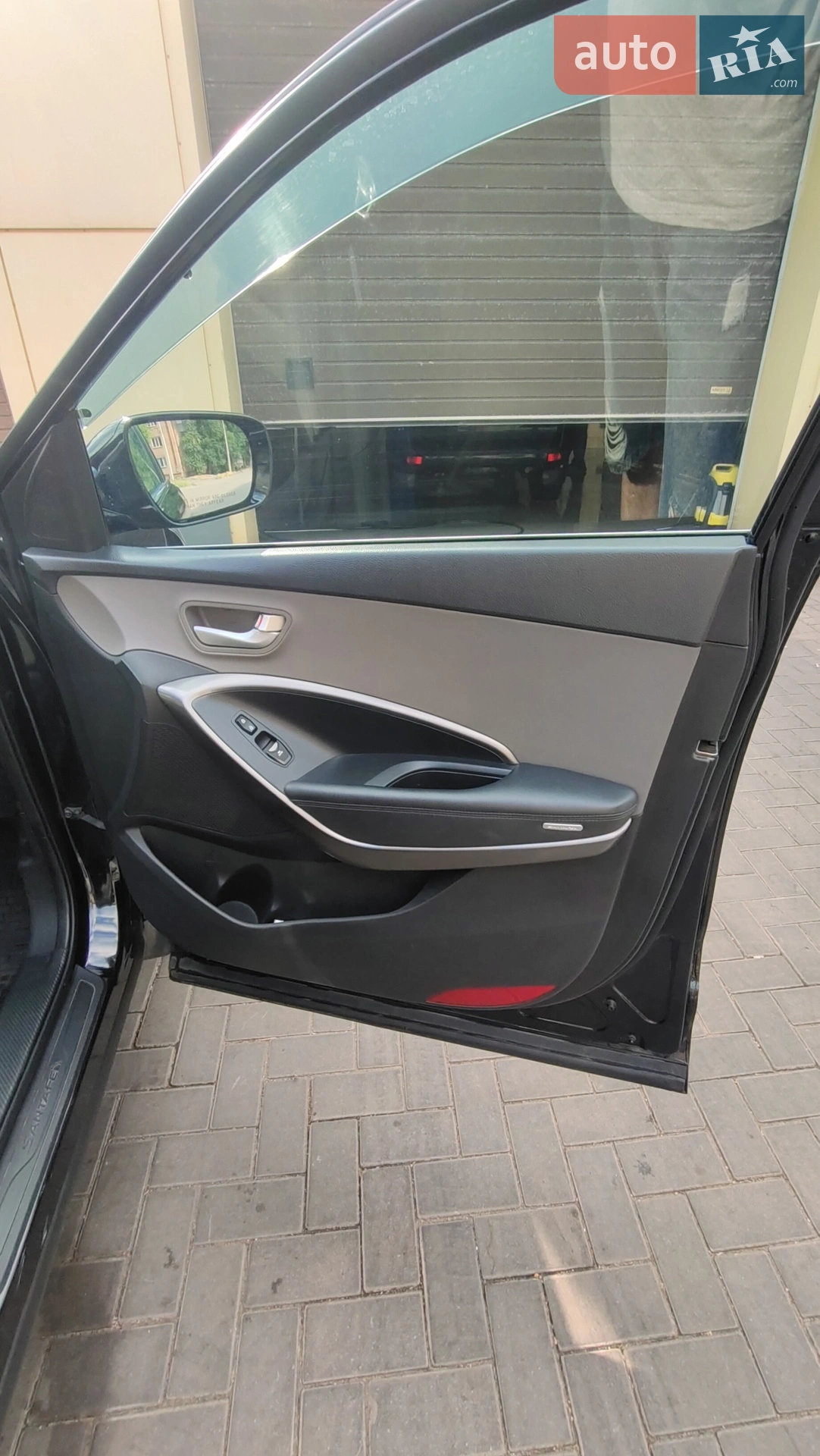 2016 Hyundai Santa Fe - мініатюра 27