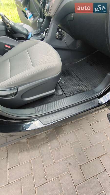 Позашляховик / Кросовер Hyundai Santa FE 2016 в Кривому Розі