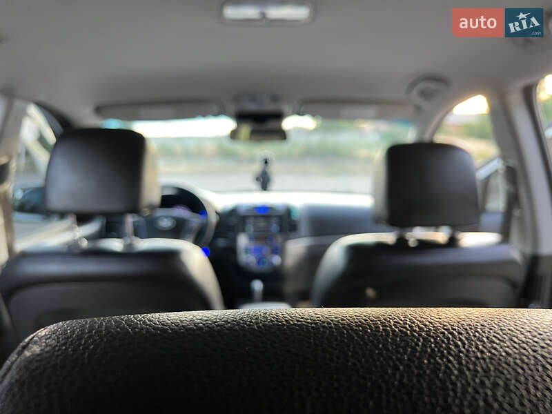 Позашляховик / Кросовер Hyundai Santa FE 2010 в Тростянці фото 33 Позашляховик / Кросовер Hyundai Santa FE 2010 в Тростянці