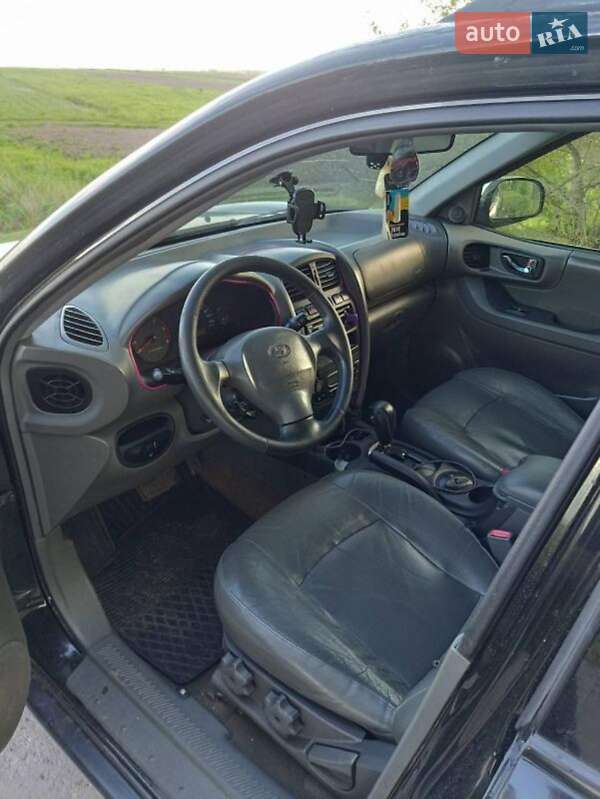 Позашляховик / Кросовер Hyundai Santa FE 2003 в Сарнах