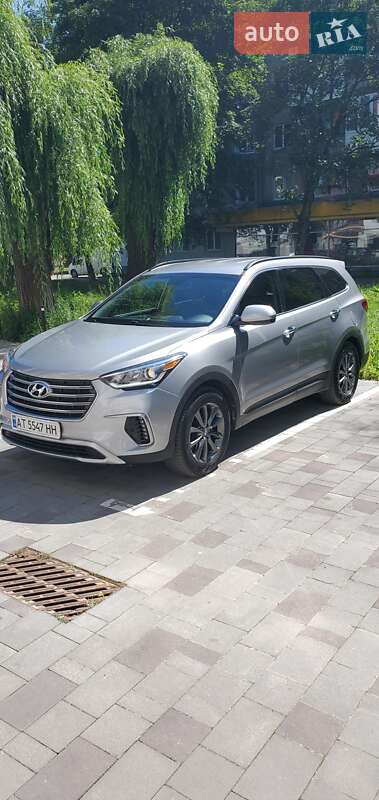 Внедорожник / Кроссовер Hyundai Santa FE 2016 в Ивано-Франковске