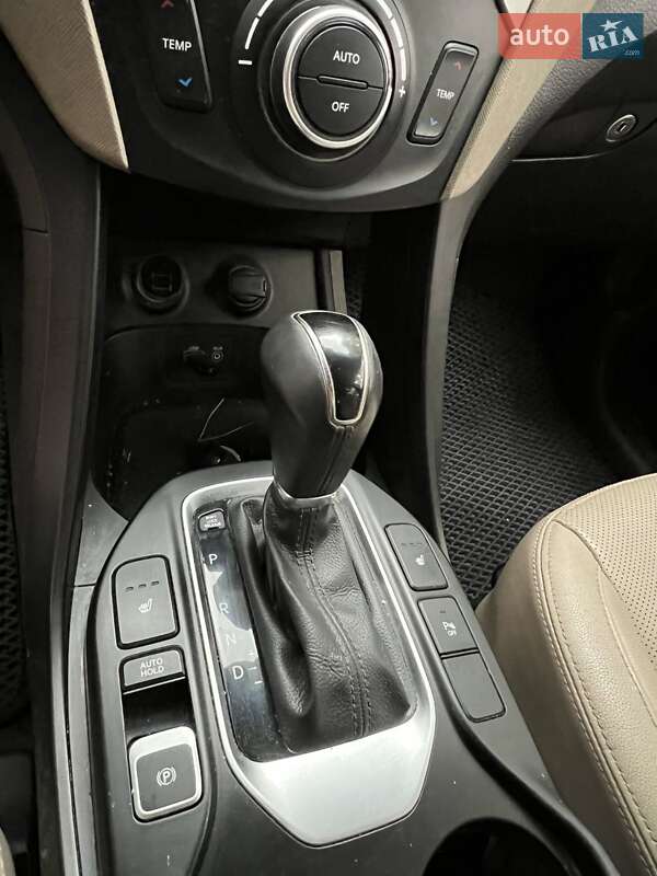 Позашляховик / Кросовер Hyundai Santa FE 2016 в Кропивницькому