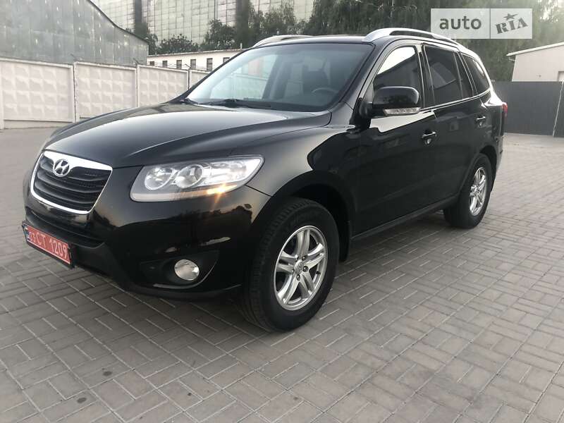Внедорожник / Кроссовер Hyundai Santa FE 2010 в 