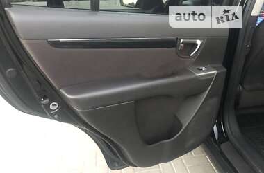 Внедорожник / Кроссовер Hyundai Santa FE 2010 в 