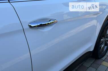 Внедорожник / Кроссовер Hyundai Santa FE 2013 в 