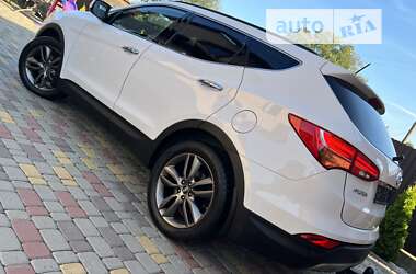 Внедорожник / Кроссовер Hyundai Santa FE 2013 в 
